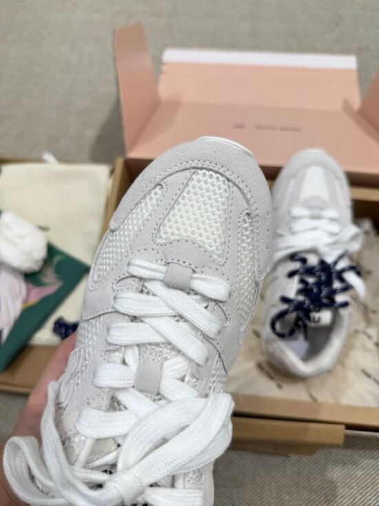 ✅Authentic New Balance x Miu Miu 530 White Mesh Sneakers - Picture 3 of 8